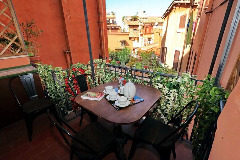 Portico - Wr Apartments
