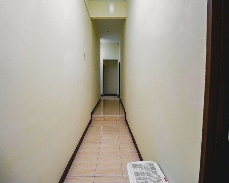 Hotel Reddoorz @ Japaris