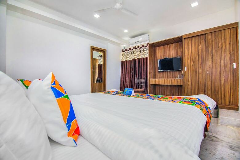 Fabhotel Venkeys Service Apartment