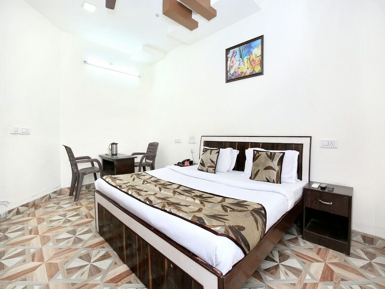 Oyo 6939 Hotel Aashiana