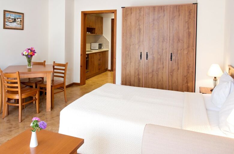 St. Ivan Rilski Hotel & Apartments