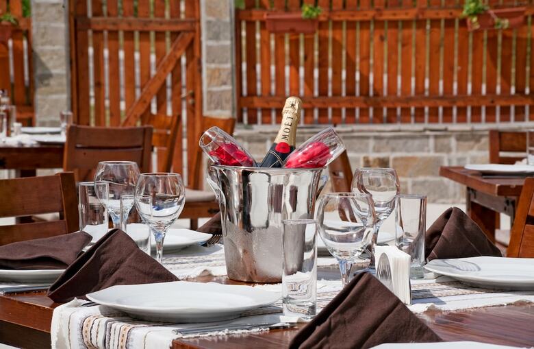 St. Ivan Rilski Hotel & Apartments