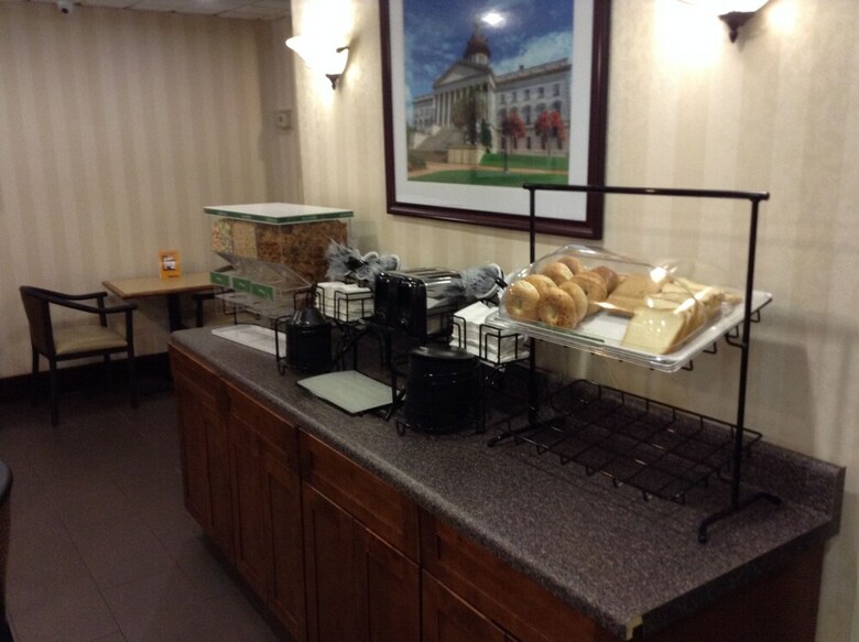 Hotel Comfort Inn & Suites Ft. Jackson Maingate