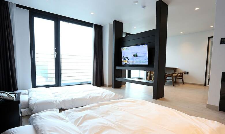 Suntree Hotel