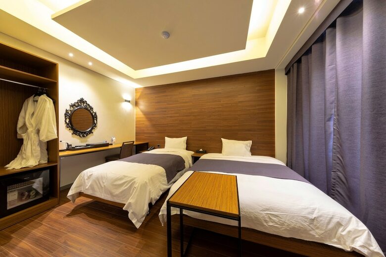 Cheonan Vue Hotel