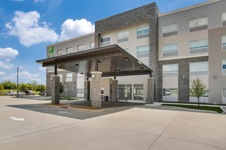 Hotel Holiday Inn Express And Suites Denton South