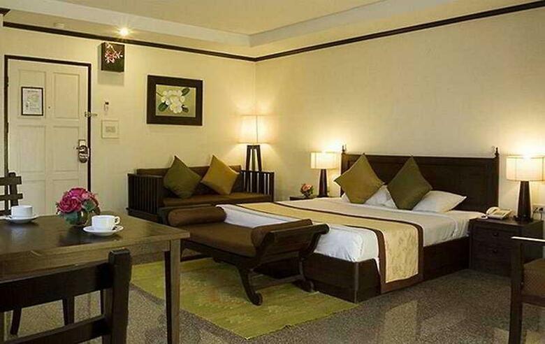 Royal Peninsula Hotel