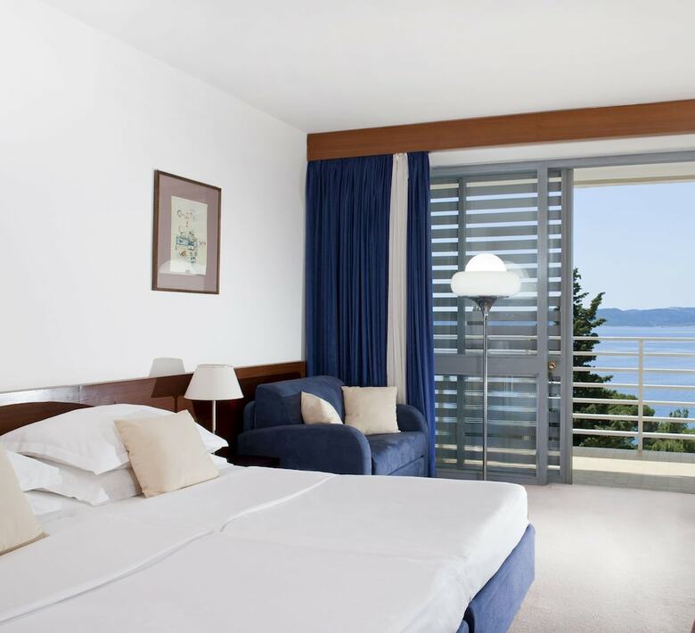 Bluesun Hotel Maestral