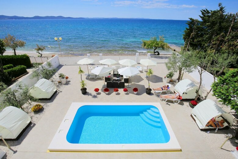 Hotel Villa Triana