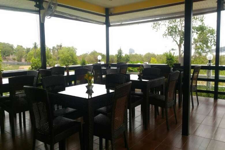 Hotel Donsak Ville