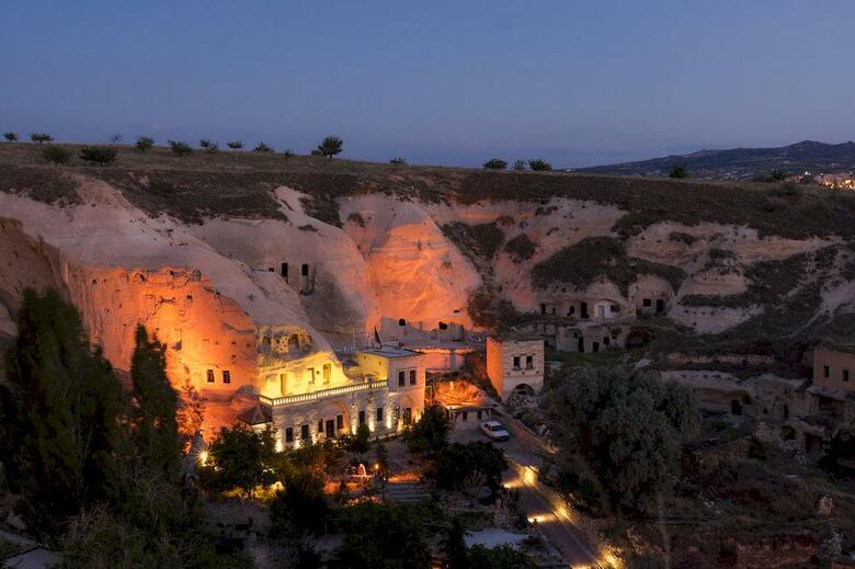 The Village Cave Hotel