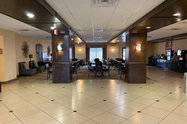 Oyo Hotel Portland Tn Route 52 West