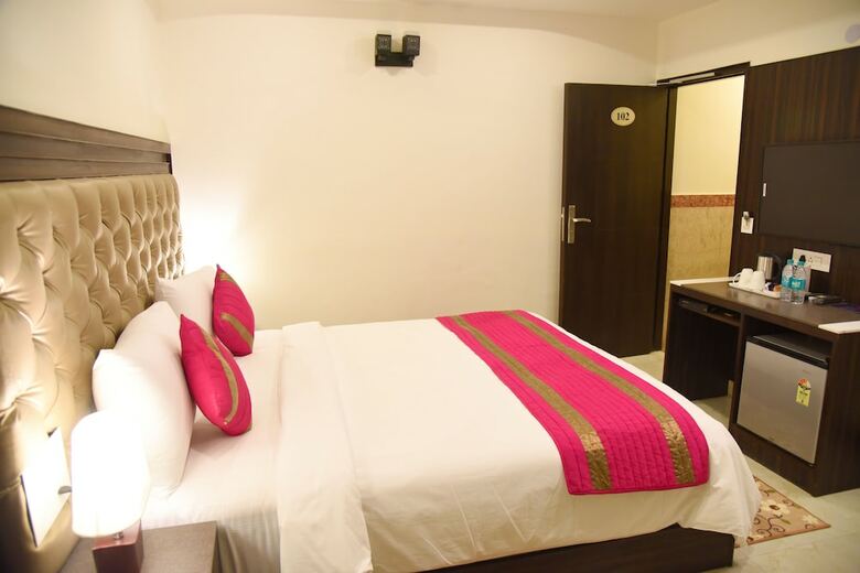 Hostal Atlanta At New Delhi Train Station