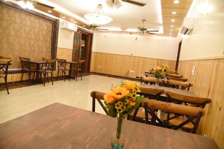 Hostal Atlanta At New Delhi Train Station
