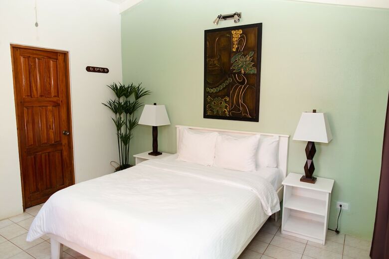 Hotel Ripjack Inn