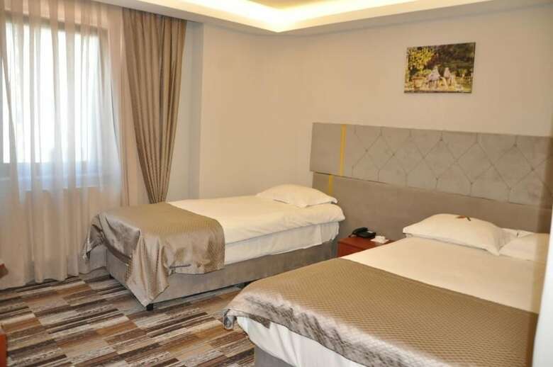 Gold City Hotel