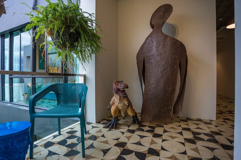 River Art Hotel