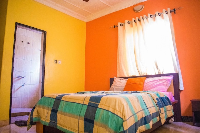 De Royal Hotel And Suites