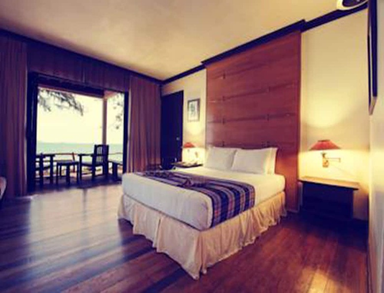 Hotel Sutra Beach Resort