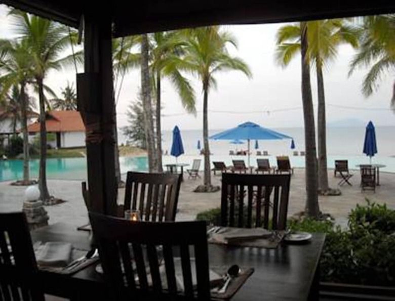 Hotel Sutra Beach Resort