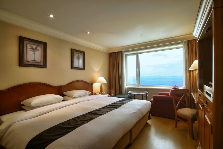 Jeju Oriental Hotel & Casino
