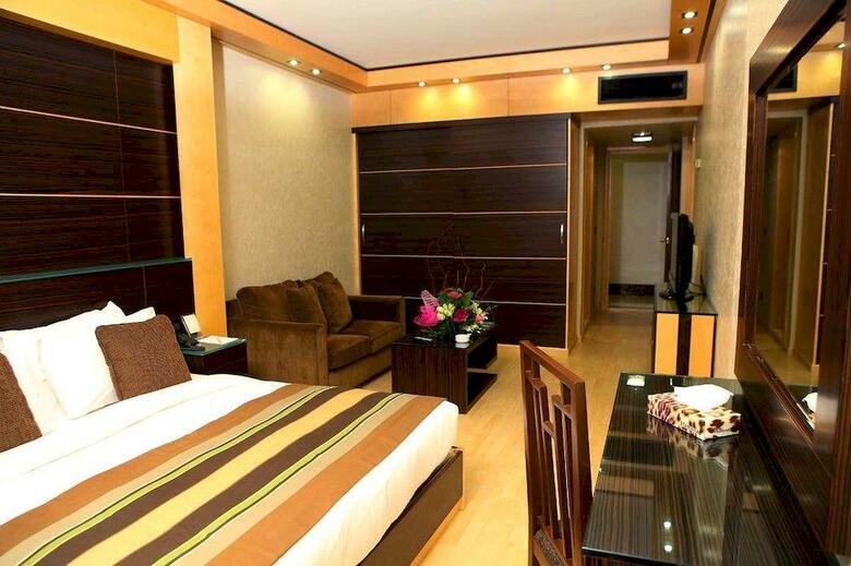 Imperial Suites Hotel