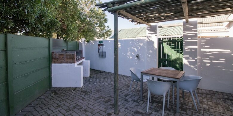 Apartamentos Langebaan Kite Cottages
