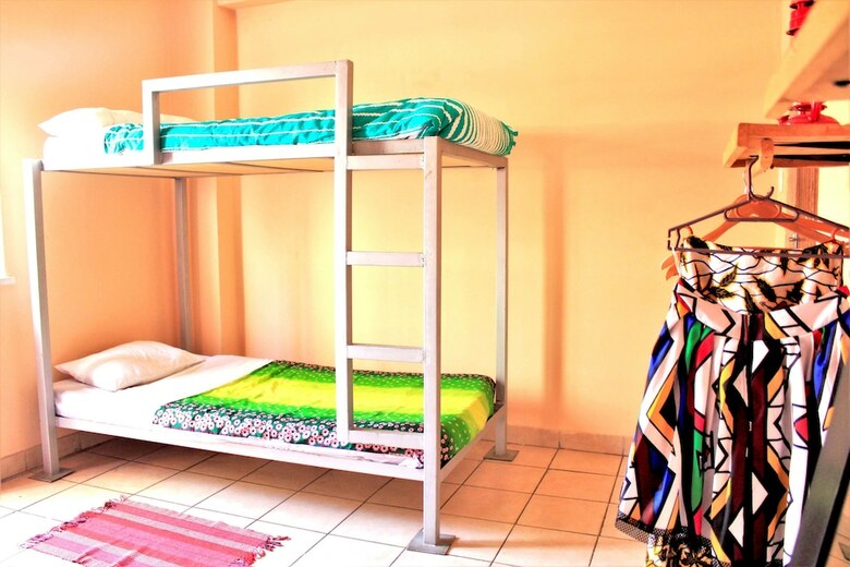 Hostal Urban Backpackers