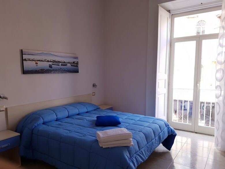 B&B Napul'�
