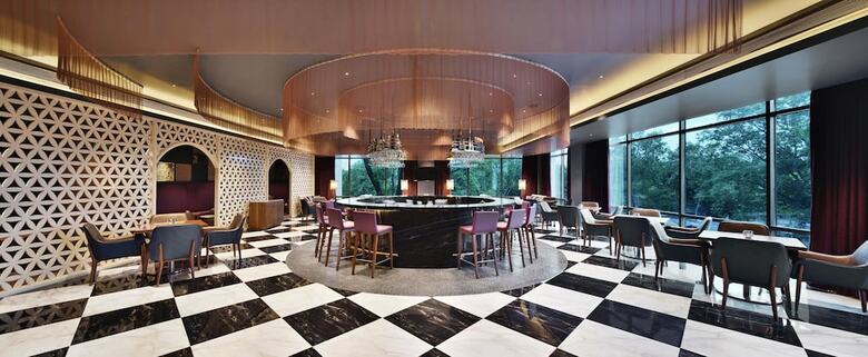 Hotel Courtyard By Marriott Madurai