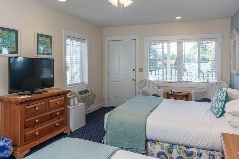 Motel Glen Cove Inn & Suites