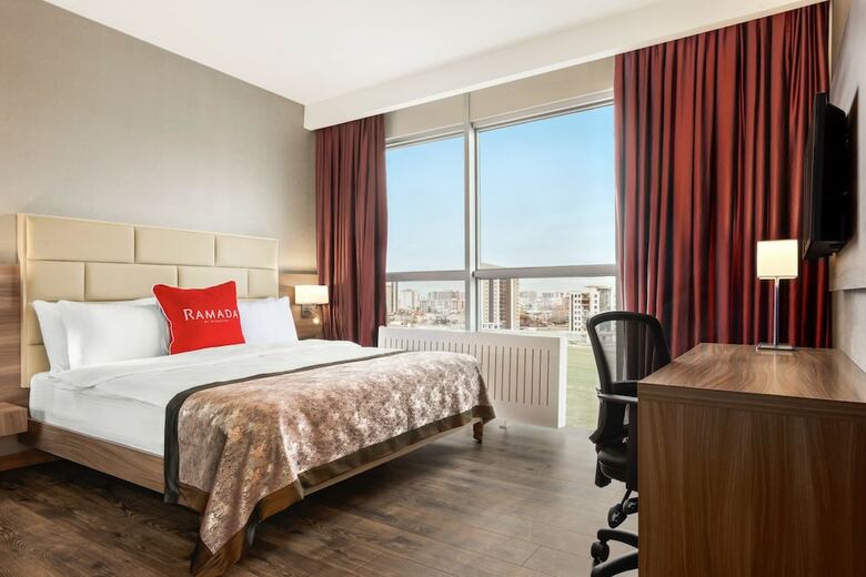 Hotel Ramada By Wyndham Sivas