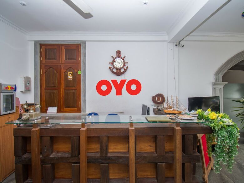 Hotel Oyo 240 Grand Highway Resort