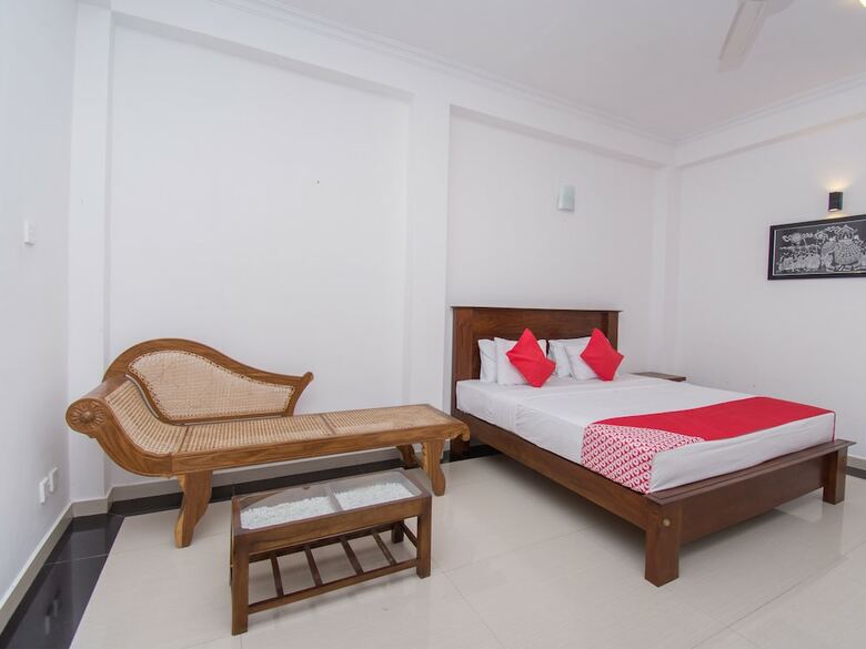 Hotel Oyo 240 Grand Highway Resort