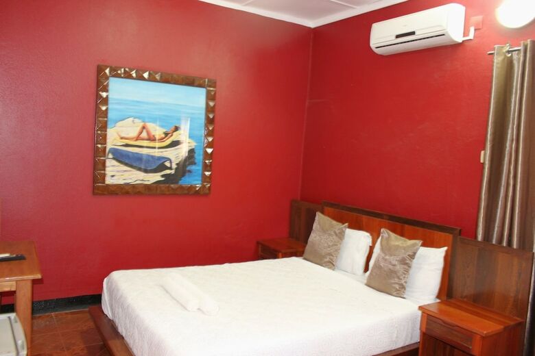 Hotel Residencial Chinfura