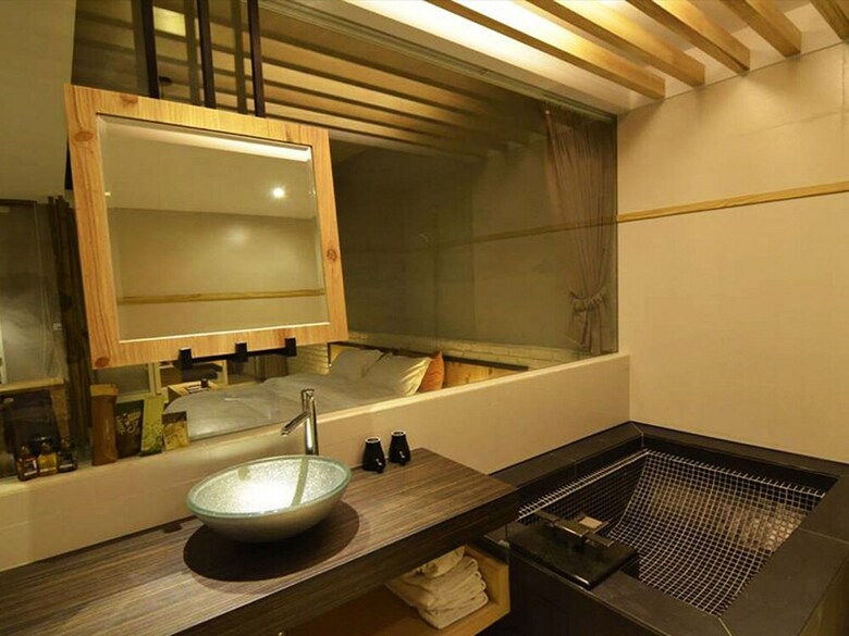 Bed & Breakfast Hotian Inn