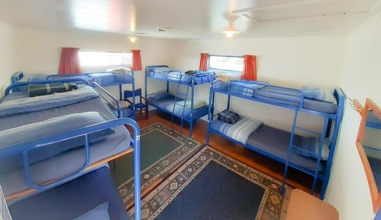 Hostal Golden Fern Backpackers