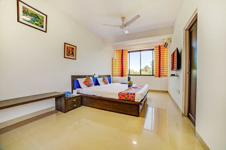 Fabhotel Casa Paradise Premium Suites