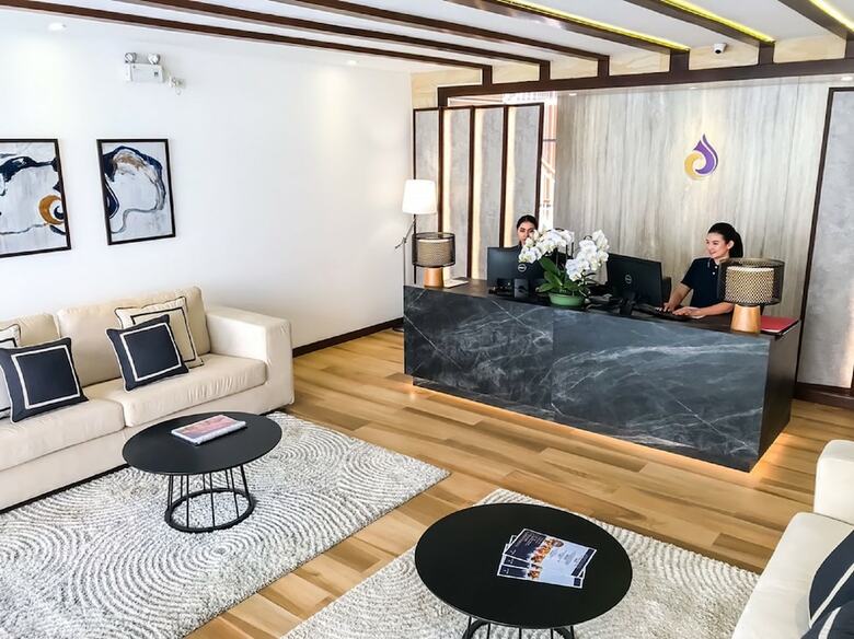 Hotel Pool Suite Chiang Mai