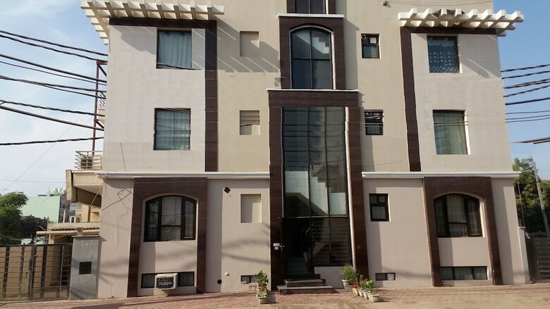 Hotel Maxfort Medicity