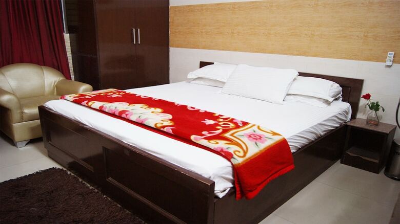 Hotel Maxfort Guest House Delhi