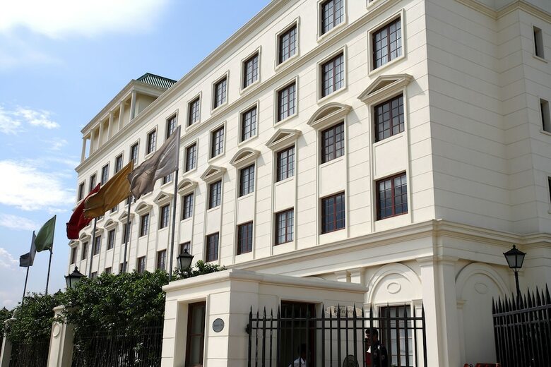 Hotel Dlf Club 3