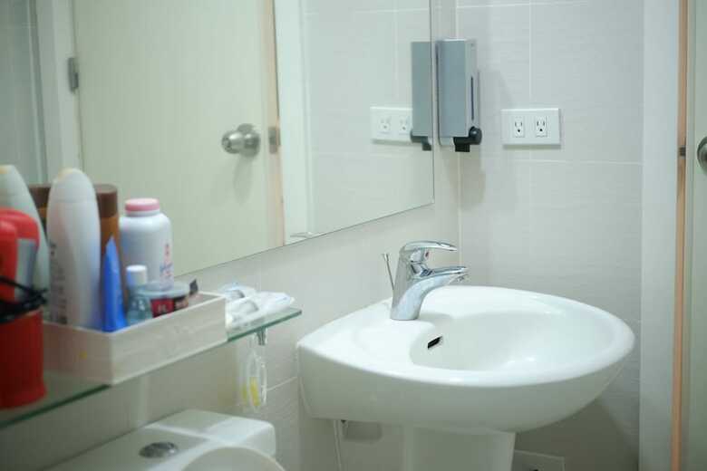 Azure Urban Resort Hostedbyces