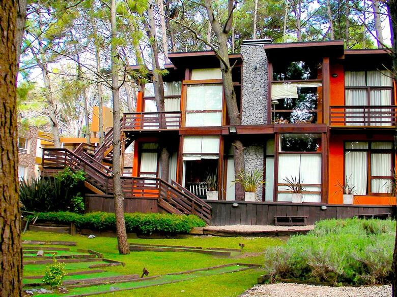 Aparthotel Altos Medanos - Caba�as Y Club De Bosque