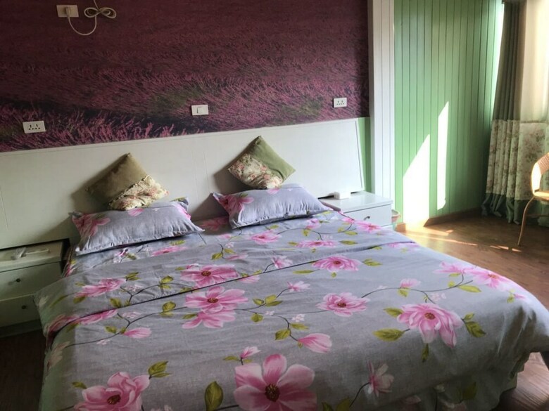 Hostal Wuzhen Xinxing Guesthouse