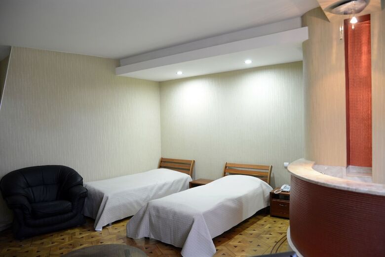 Hotel Ata