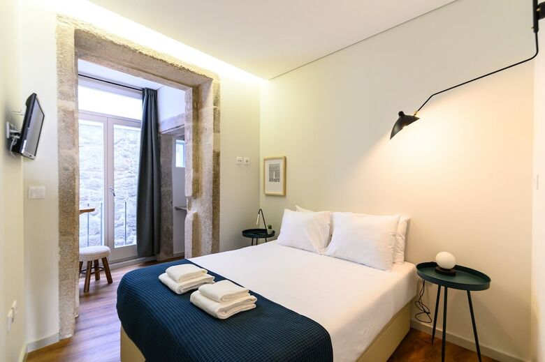 Hotel Maria Muralha Historic House