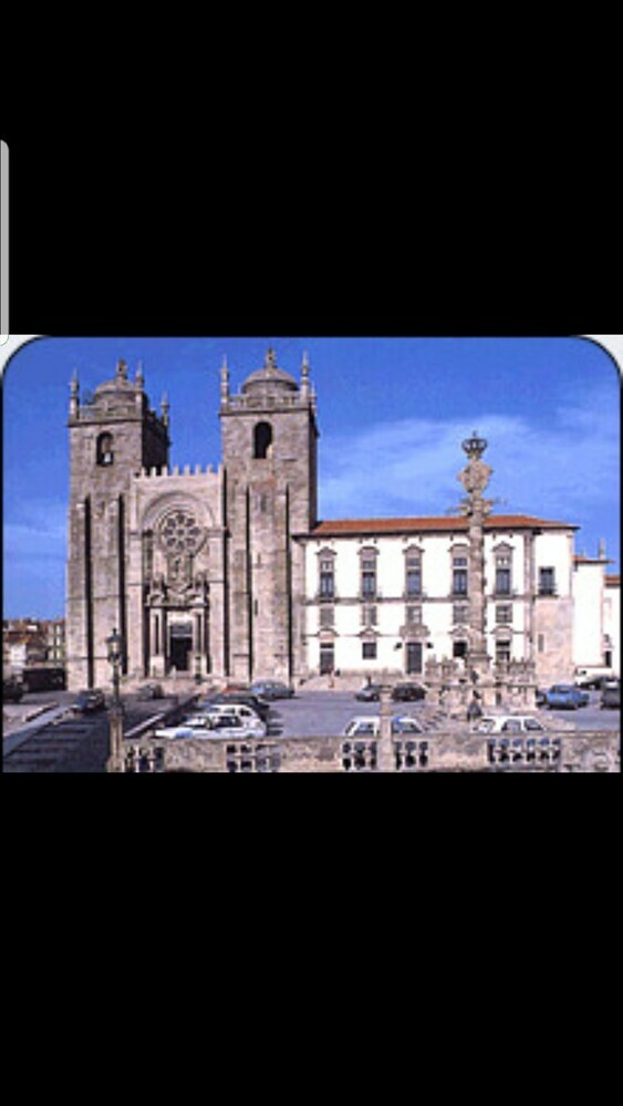 Hotel Maria Muralha Historic House