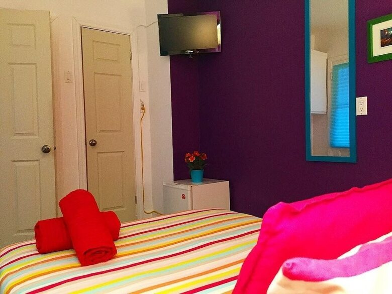 Hotel Gite King Hostels - In Montreal (c�te-saint-paul)