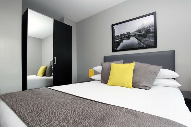 City Warehouse Aparthotel Manchester